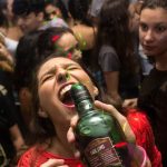 Como el salir de fiesta cada fin de semana destruye tu salud